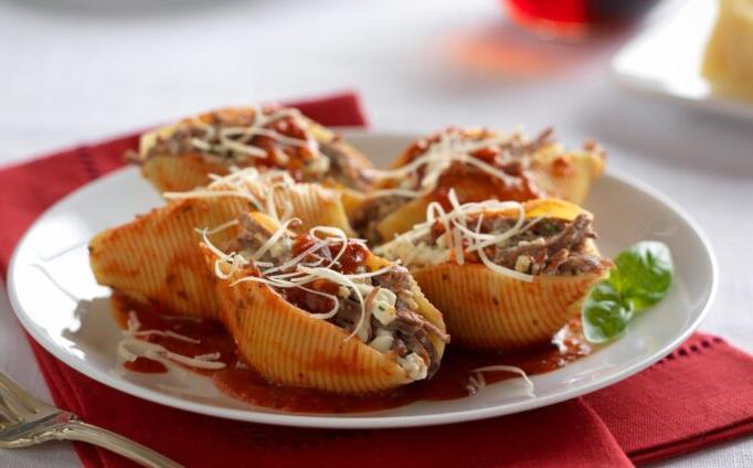 Beefy Italian Stuffed Shells